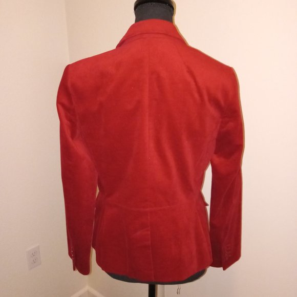 Talbots velvety deep Rose Red two-piece pant suit - Picture 3 of 10